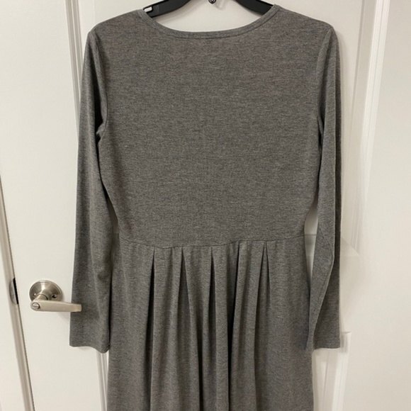 Women's Long Sleeve Pleated Shirt Dress. Dark Gray. Medium. Dark Academia. - Picture 12 of 13